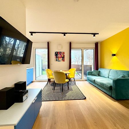 Wohnung Mit Terrasse + Parkplatz Vienna Exterior photo